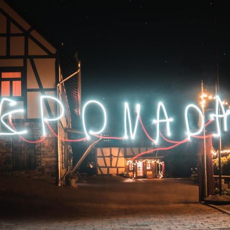 Gastehaus Eponada Villa Weisel ภายนอก รูปภาพ