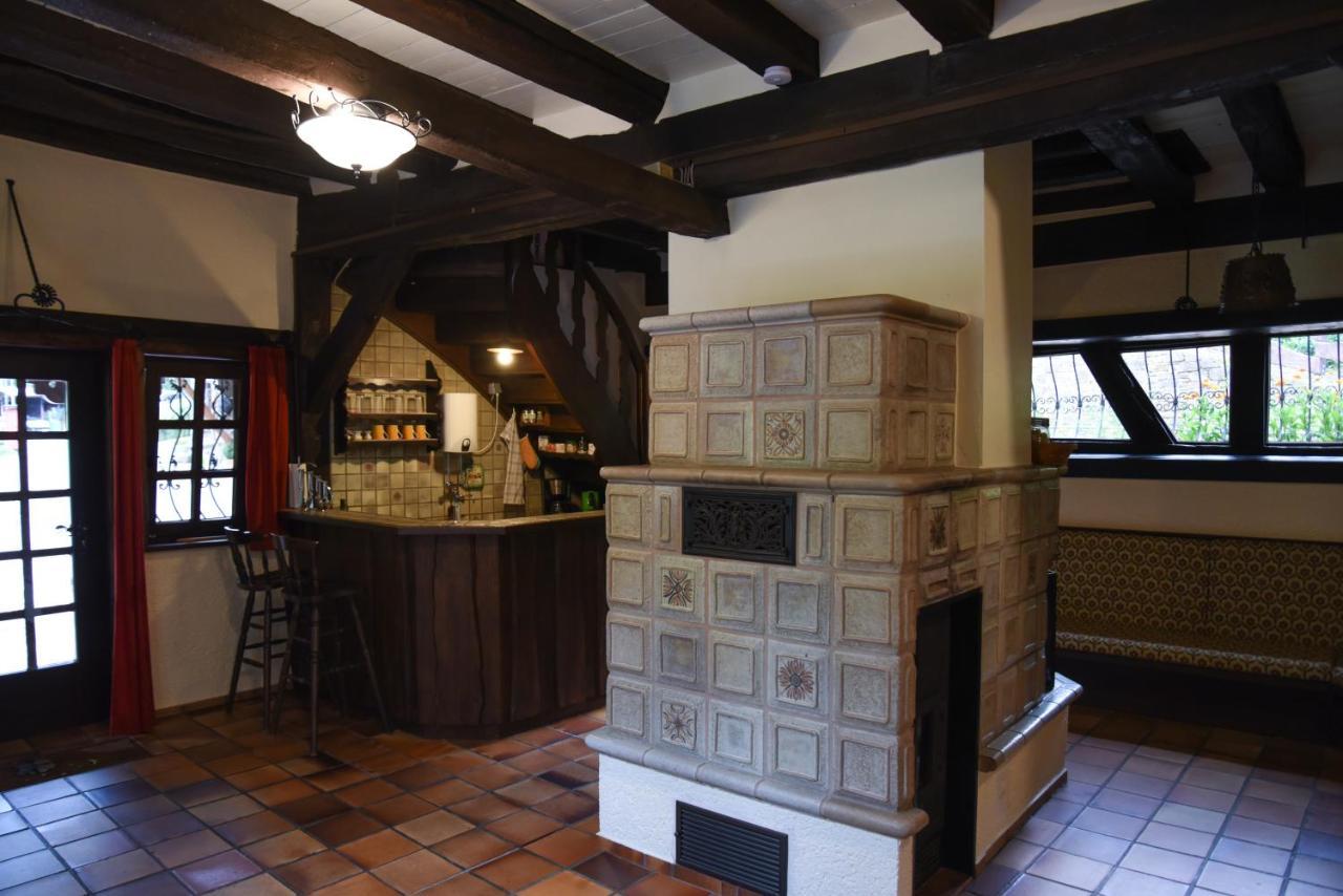 Gastehaus Eponada Villa Weisel ภายนอก รูปภาพ