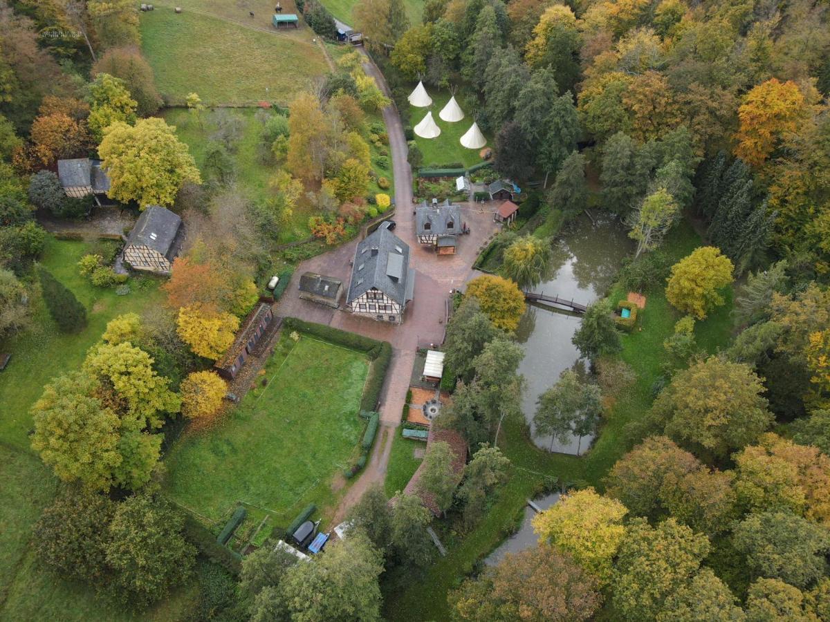 Gastehaus Eponada Villa Weisel ภายนอก รูปภาพ