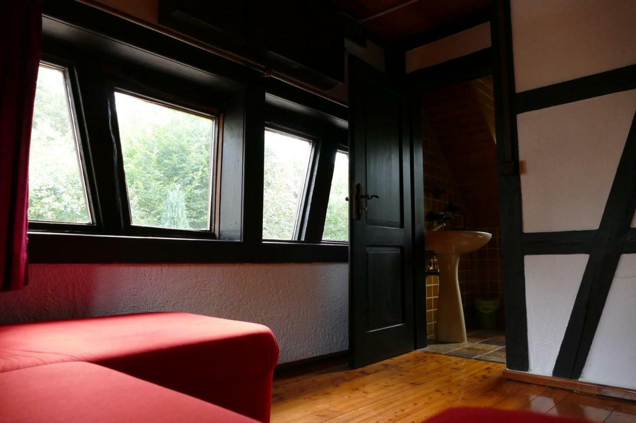 Gastehaus Eponada Villa Weisel ภายนอก รูปภาพ